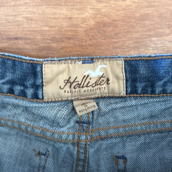 Four pairs of size zero jean shorts in perfect condition! - Picture 7 of 11